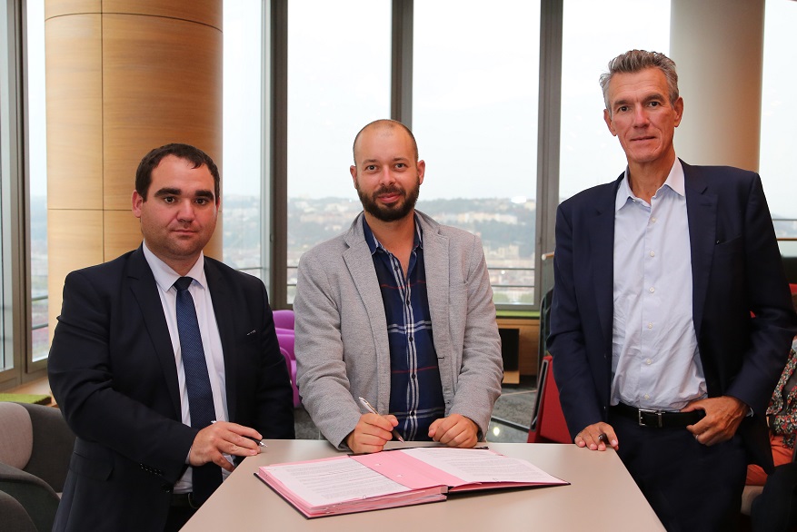 La Caisse d’Epargne Rhône Alpes et le Réseau FAIRE signent une convention de partenariat